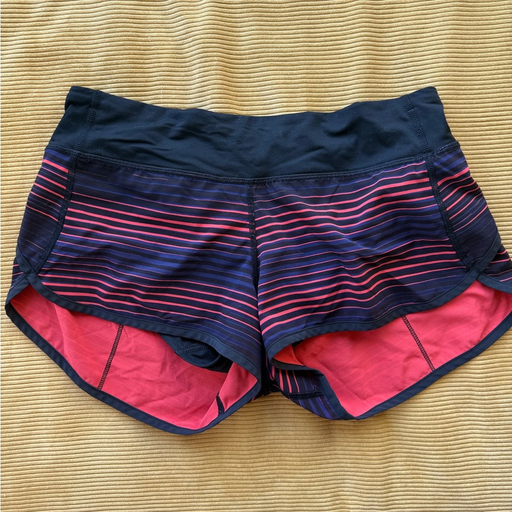 lululemon athletica size 6